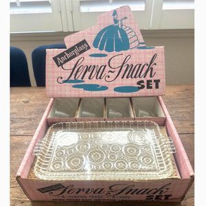 Vintage Anchor Hocking Serva-Snack Set - 1950s  - Impeccable Condition